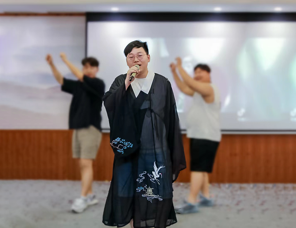 商务部 王程